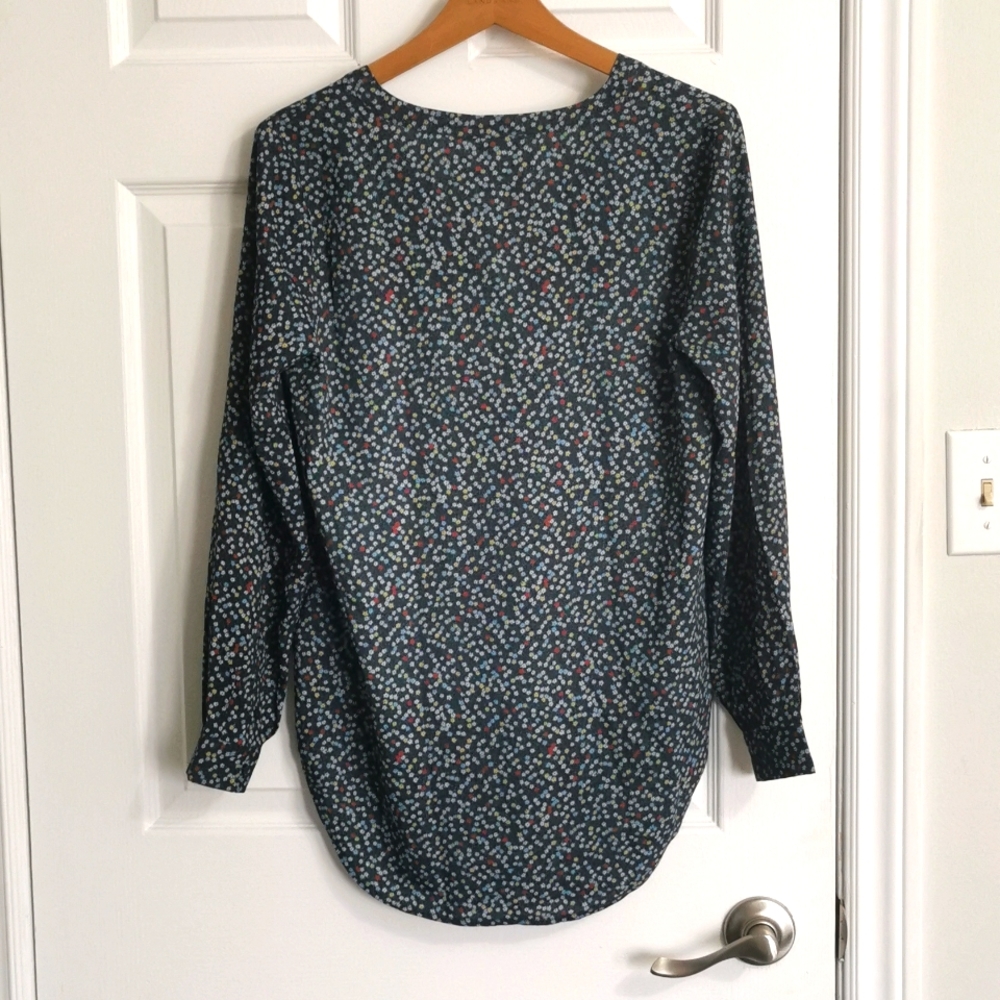 Joie Daryn Blouse - Wooden Green - Picture 2 of 7